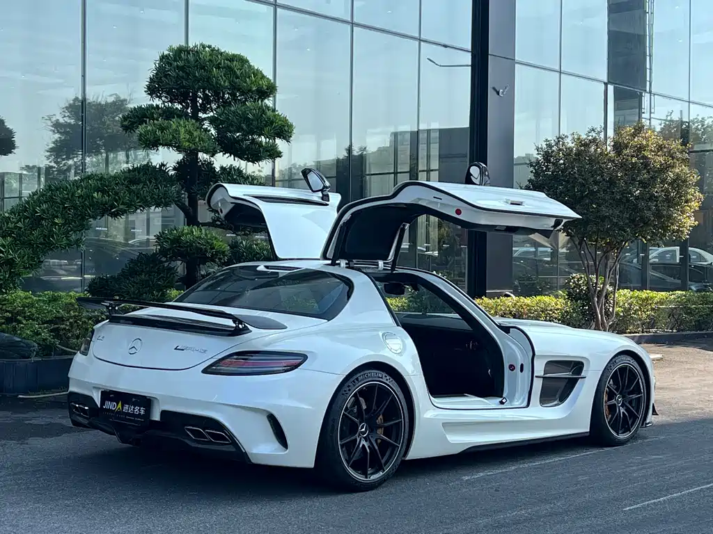 Mercedes-Benz SLS AMG 2014 — фото 10