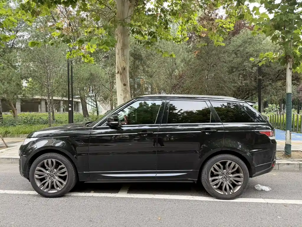 Land Rover Range Rover Sport 2017 — фото 2