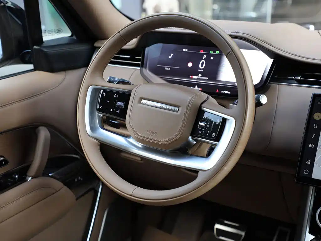 Land Rover Range Rover 2023 — фото 13