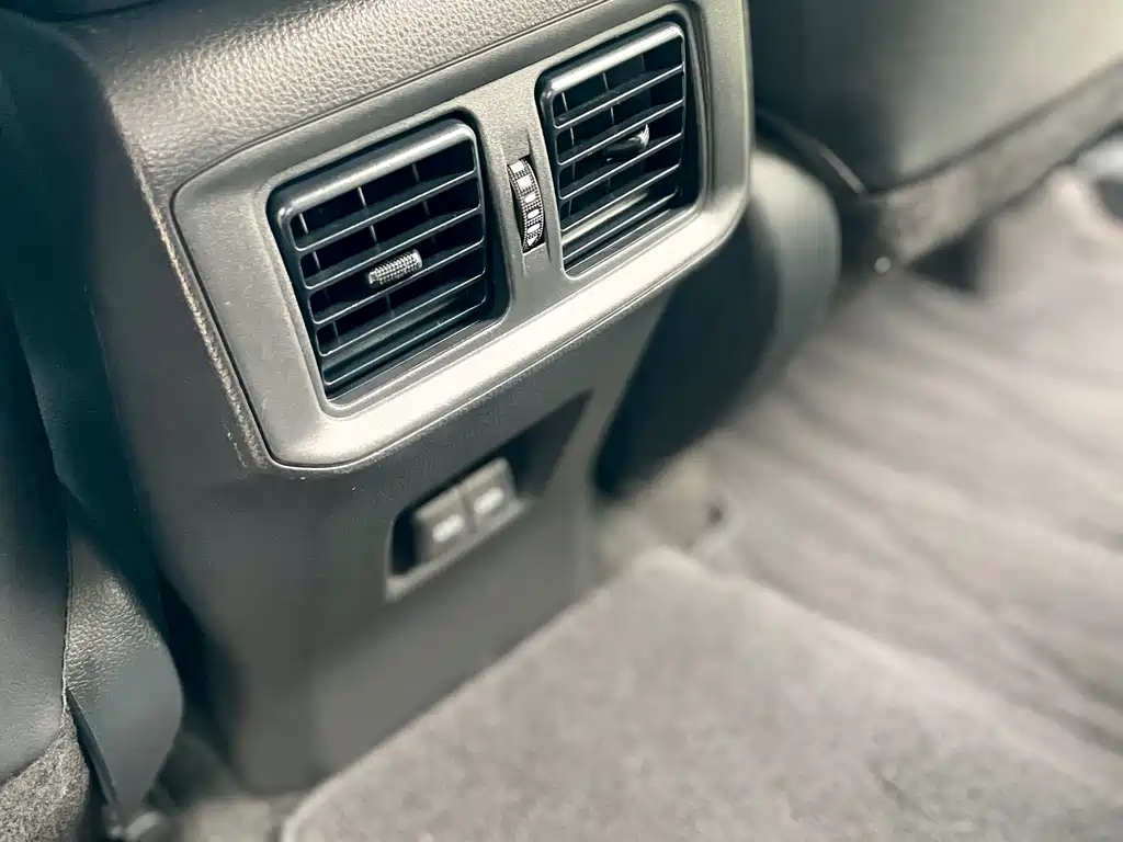 Toyota Wildlander 2022 — фото 15