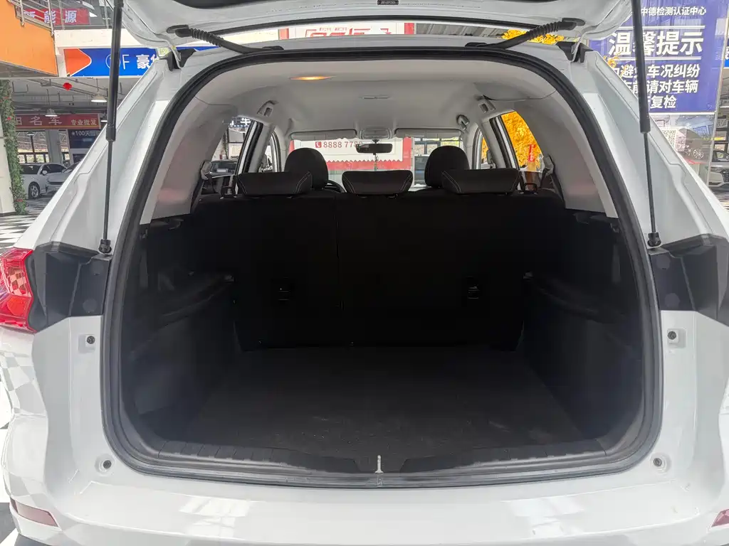 Haval M6 2023 — фото 11
