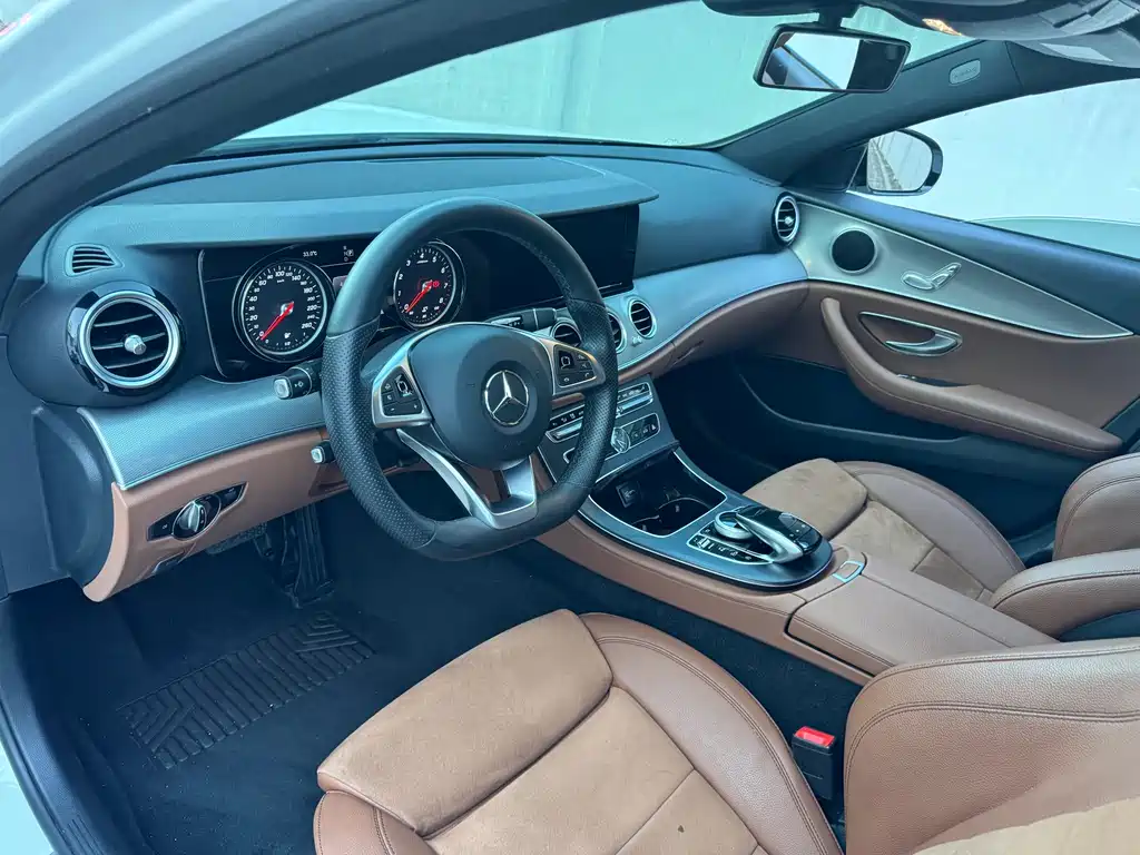 Mercedes-Benz E-Class 2018 — фото 4