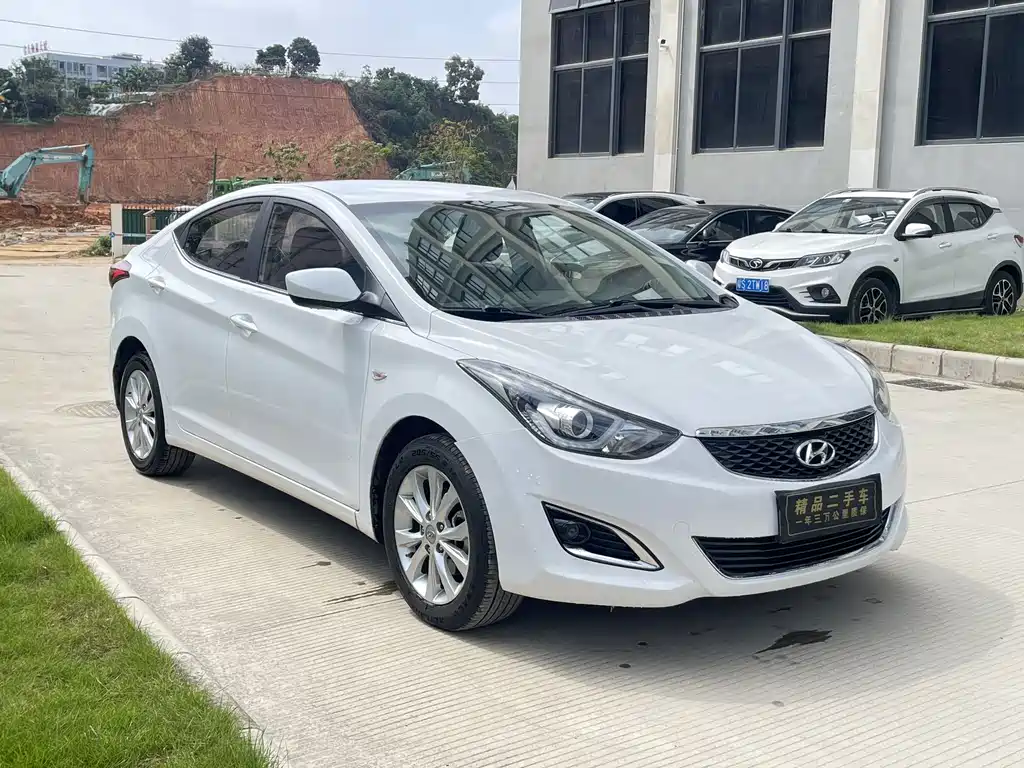 Hyundai Elantra Langdong 2016 — фото 1