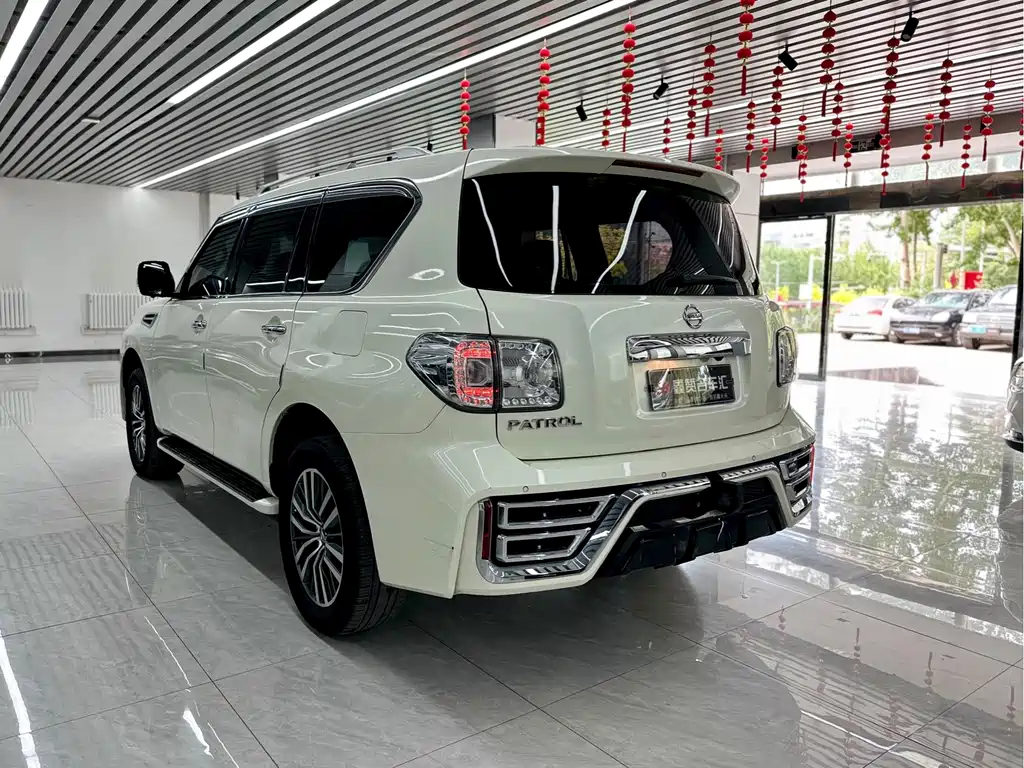 Nissan Patrol 2018 — фото 2