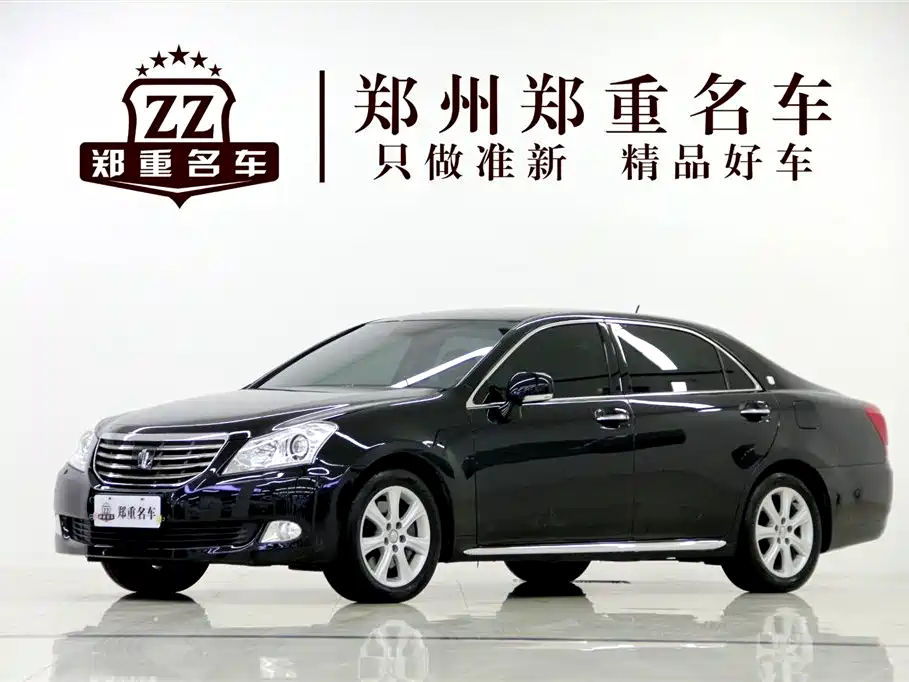 Toyota Crown 2013 — фото 1