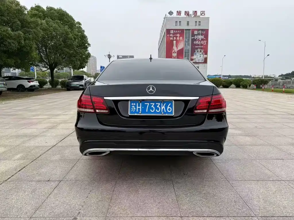 Mercedes-Benz E-Class 2015