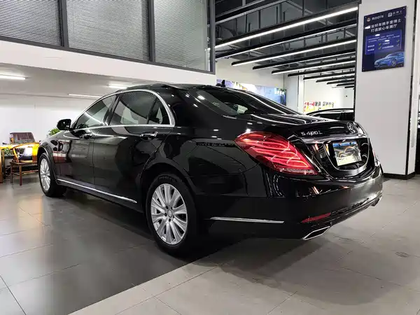 Mercedes-Benz S-Class 2014