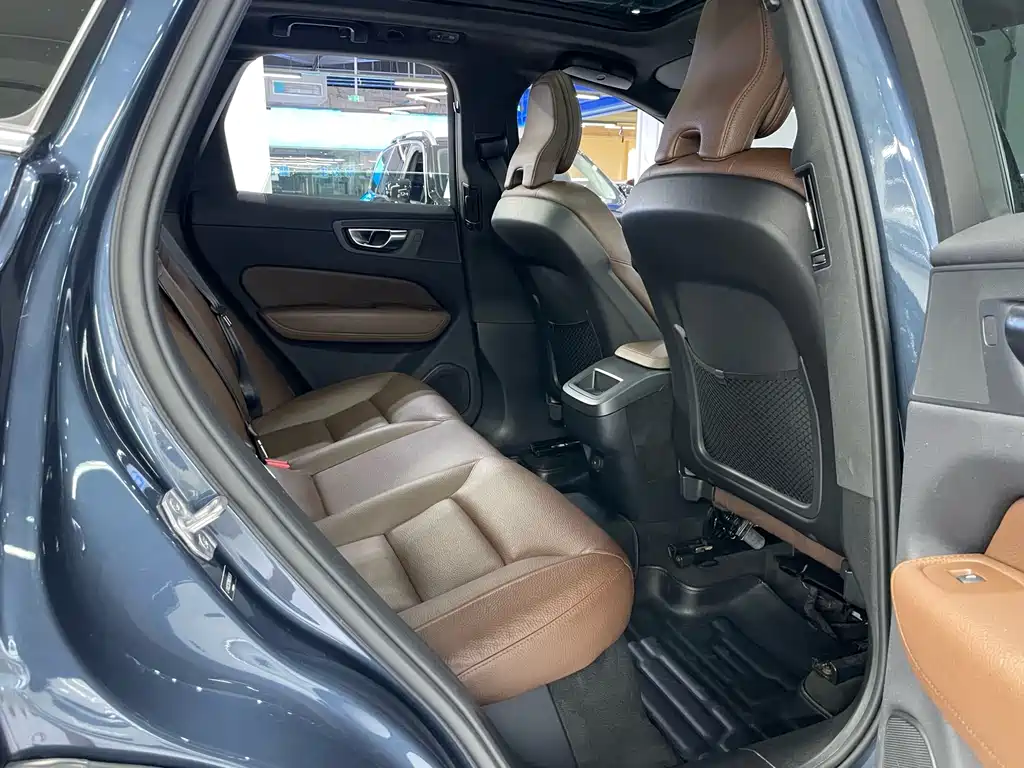 Volvo XC60 2021