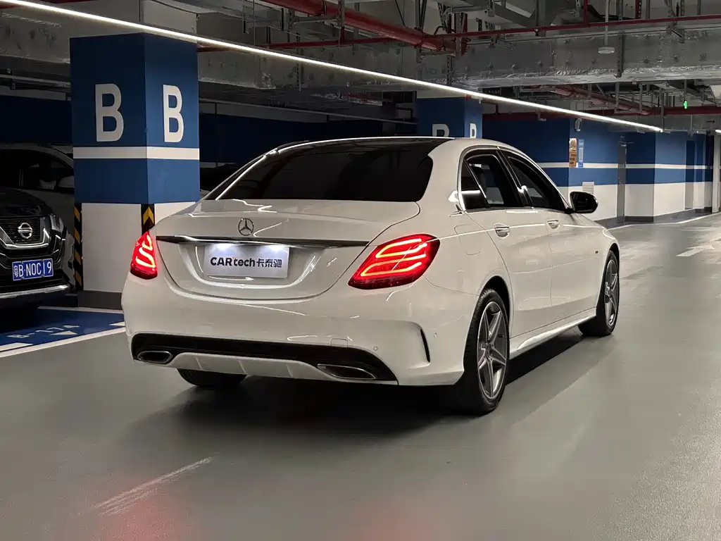 Mercedes-Benz C-Class 2018