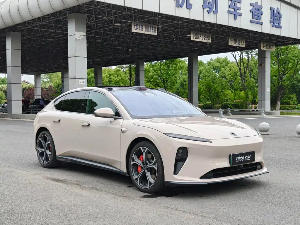 NIO ET5 2023