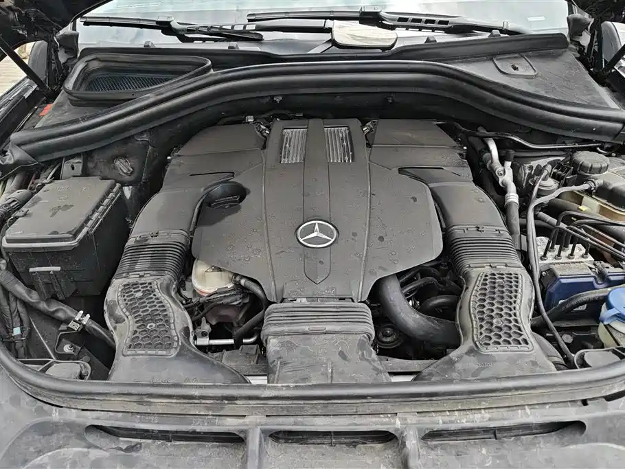 Mercedes-Benz GLS 2016 — фото 10