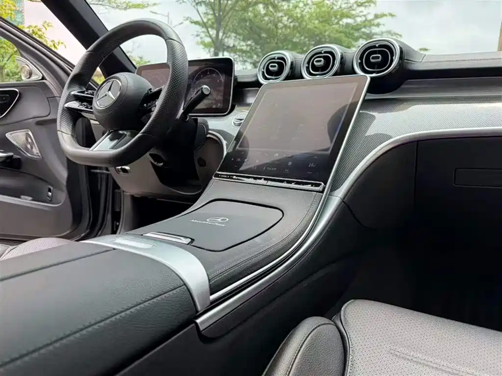 Mercedes-Benz C-Class 2022 — фото 11