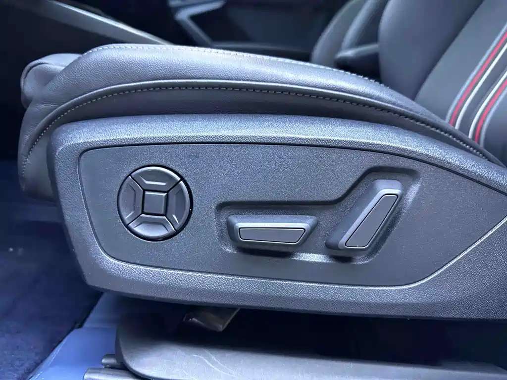 Audi A3 2021 — фото 15