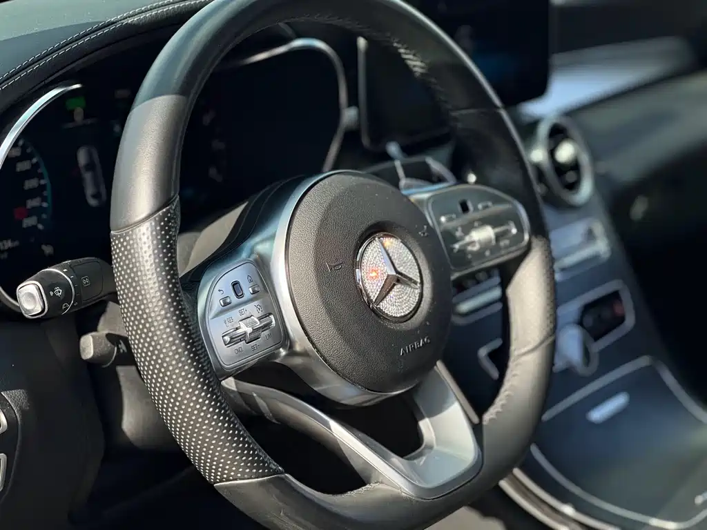 Mercedes-Benz C-Class 2021 — фото 16