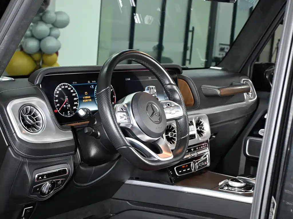 Mercedes-Benz G-Class 2022 — фото 14