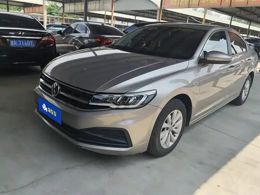 Volkswagen Bora 2021