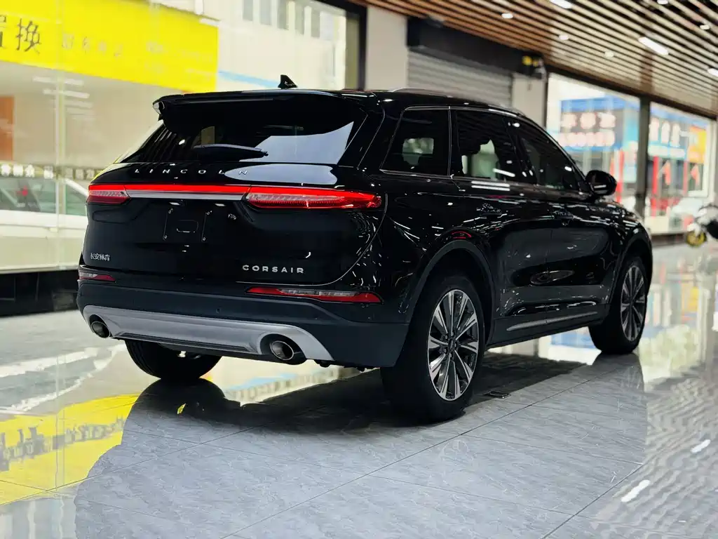 Lincoln Corsair 2021 — фото 18
