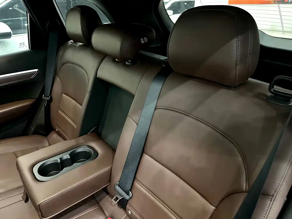 Renault Koleos 2018 — фото 15