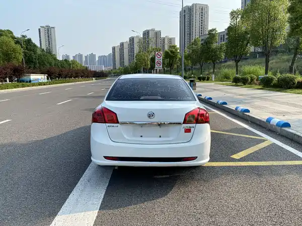 Buick Excelle 2015