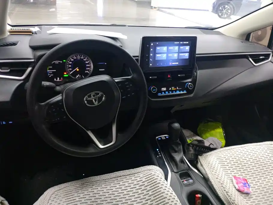 Toyota Corolla 2022 — фото 12