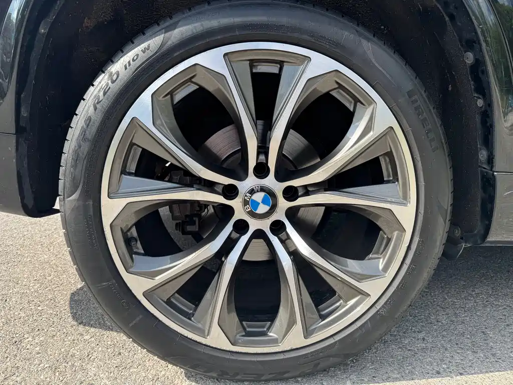 BMW X5 2017 — фото 16
