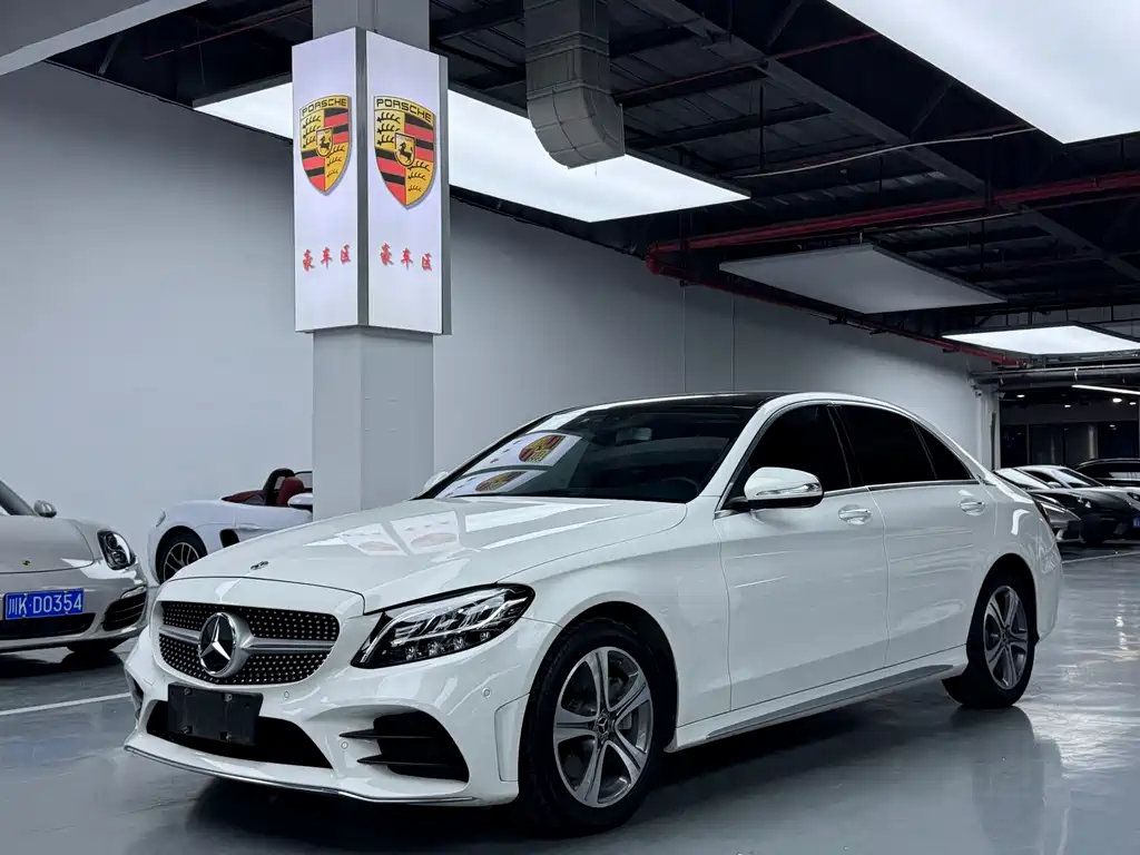 Mercedes-Benz C-Class 2020