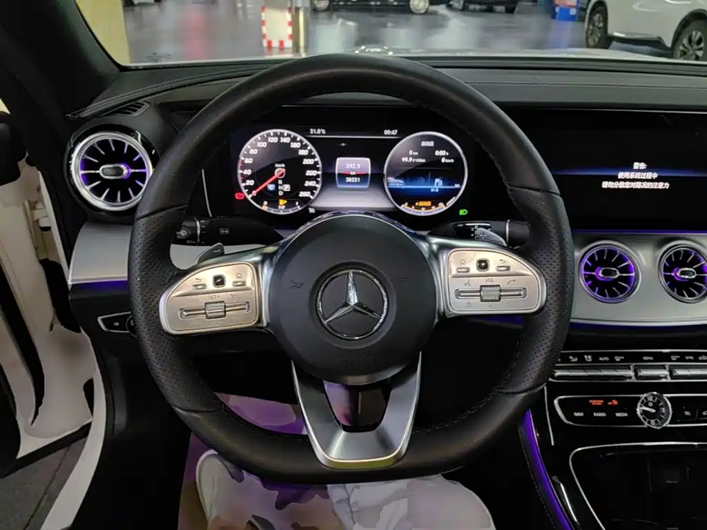 Mercedes-Benz E-Class 2019 — фото 11