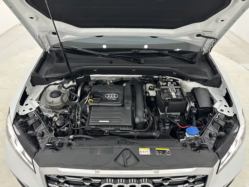 Audi Q2L 2023 — фото 17