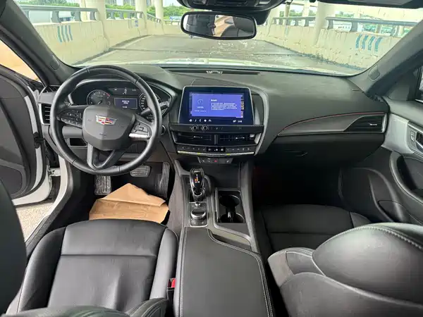 Cadillac CT5 2021