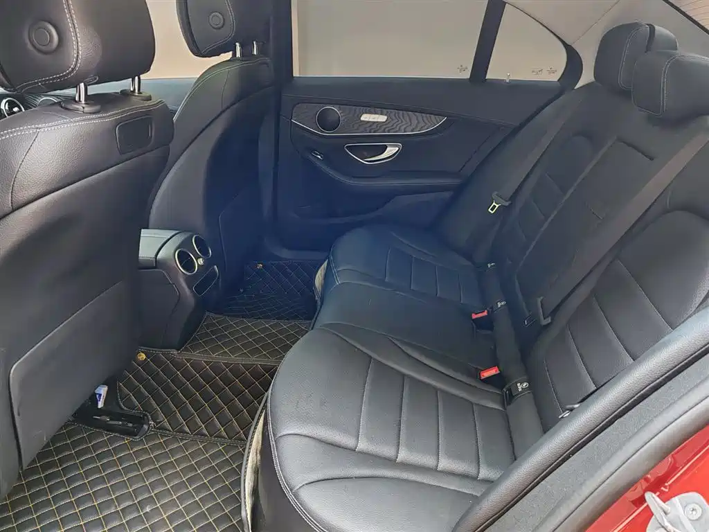Mercedes-Benz C-Class 2019 — фото 14