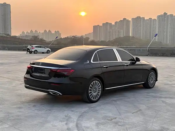 Mercedes-Benz E-Class 2023