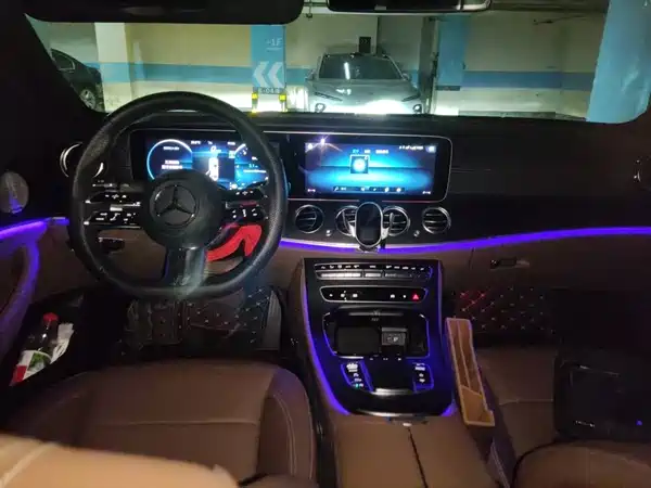 Mercedes-Benz E-Class 2022