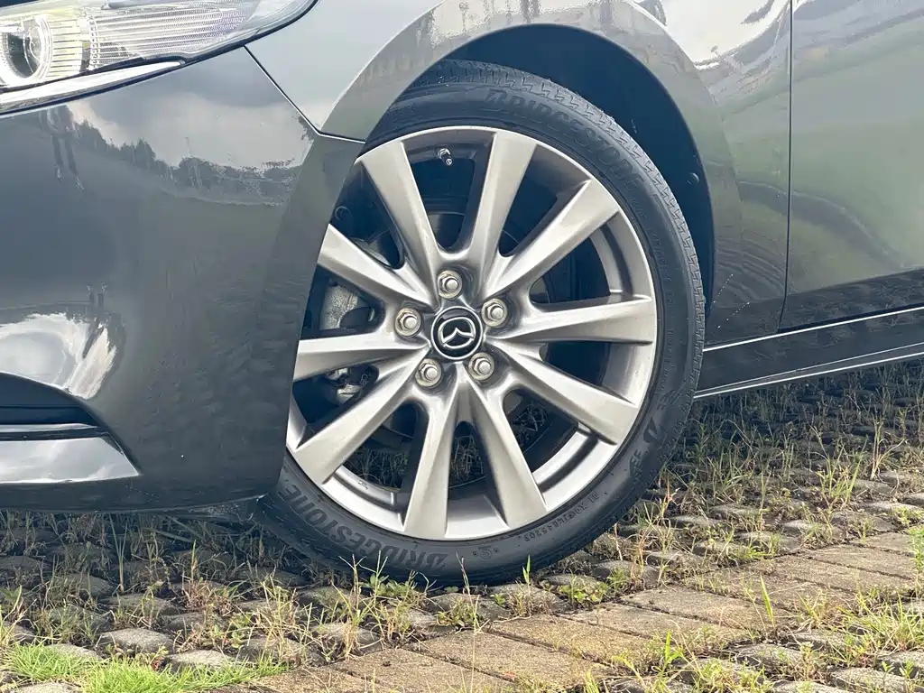 Mazda 3 Angkesela 2020