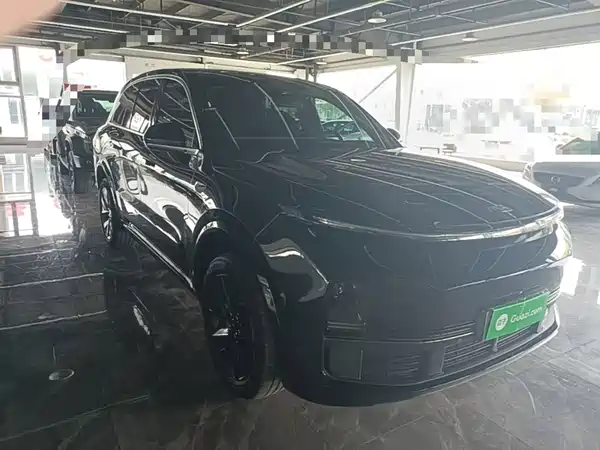 Li Auto L8 2024