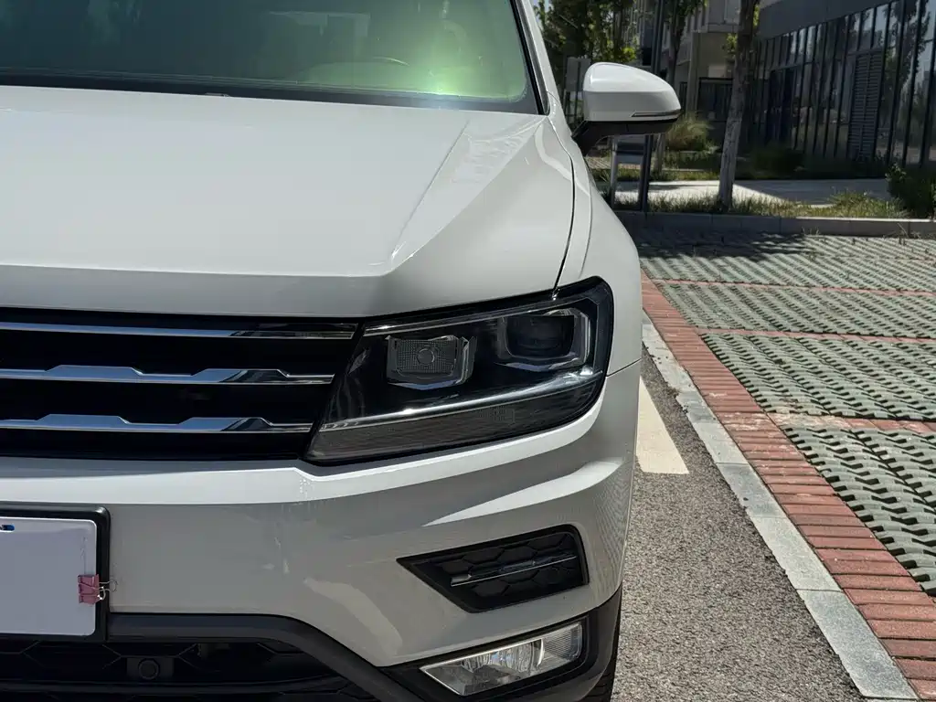 Volkswagen Tiguan L 2020