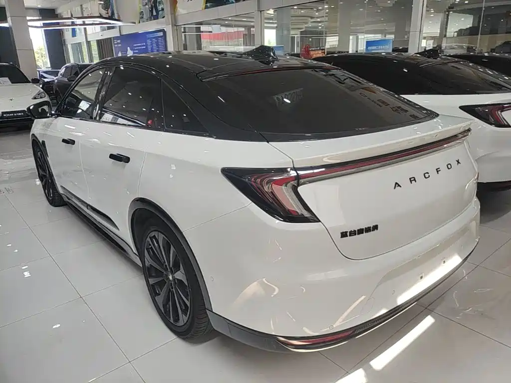 ARCFOX Alpha S 2023