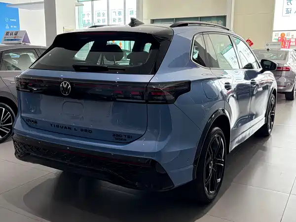 Volkswagen Tiguan L 2025