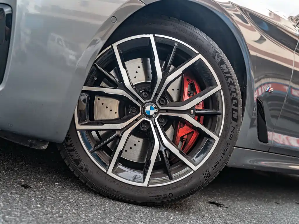 BMW 5 Series 2023