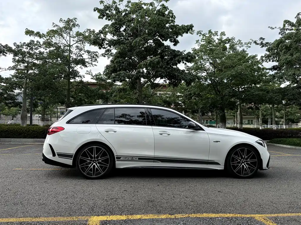 Mercedes-Benz C-Class AMG 2024