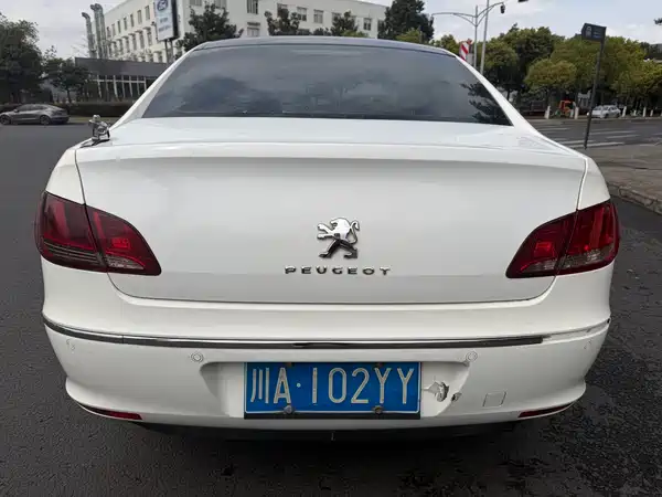 Peugeot 408 2012