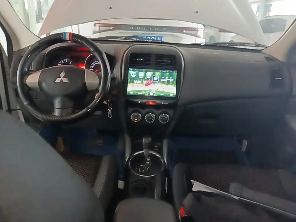 Mitsubishi ASX 2018 — фото 10