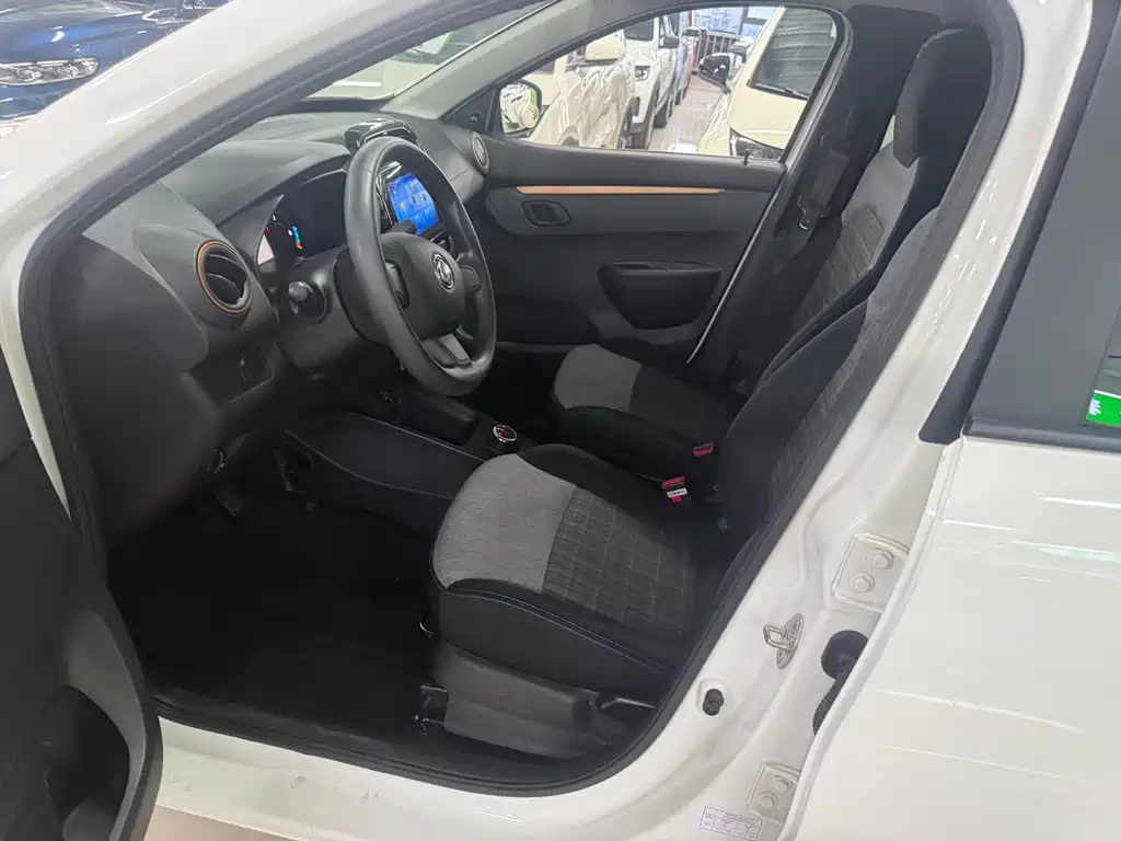 Dongfeng Nano EX1 2022 — фото 12