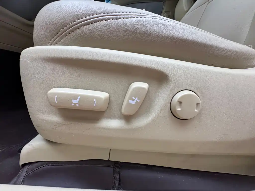 Toyota Prado 2017 — фото 18
