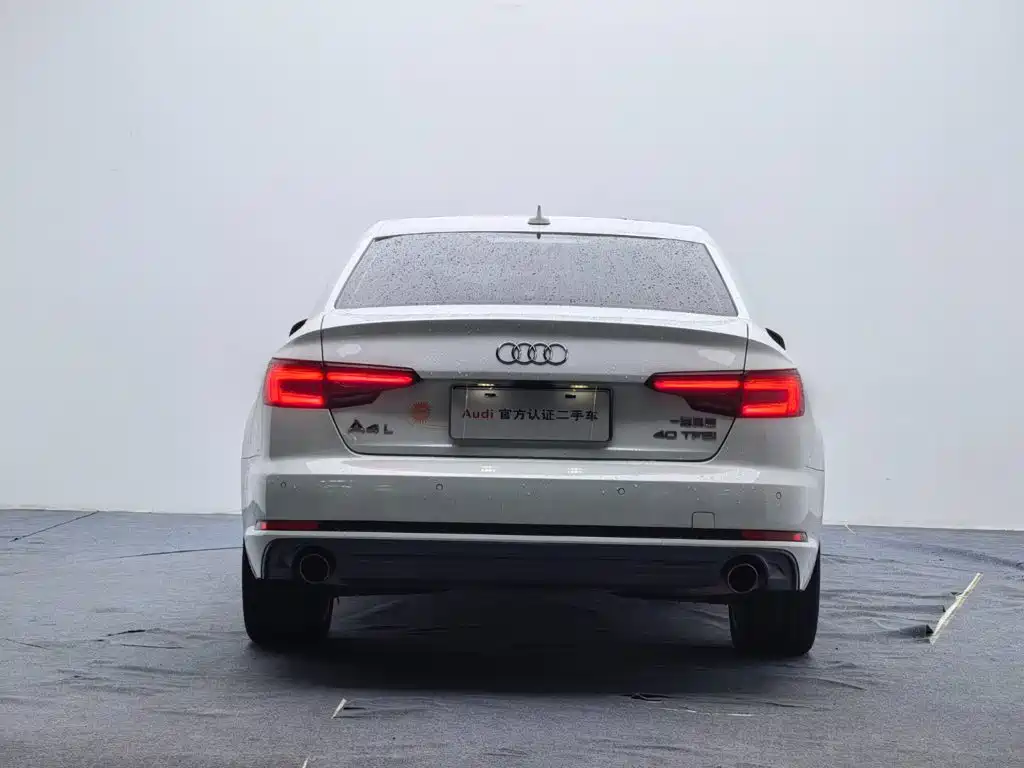 Audi A4L 2018 — фото 6