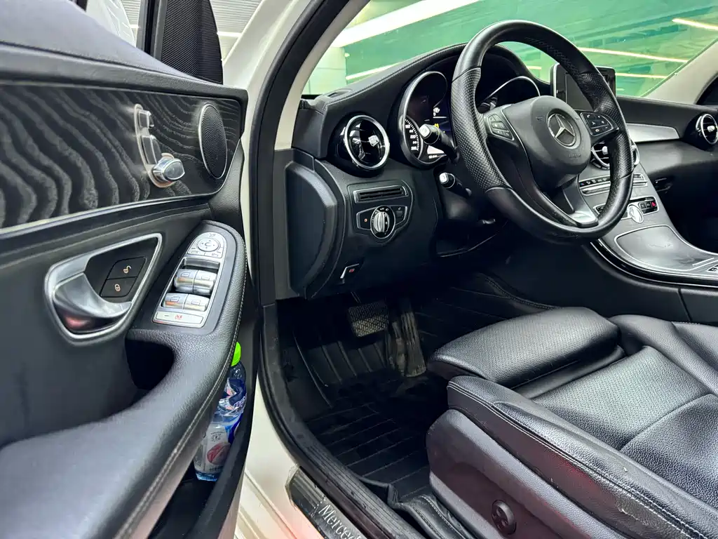 Mercedes-Benz C-Class 2015