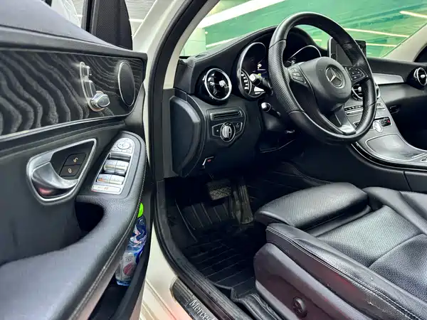 Mercedes-Benz C-Class 2015