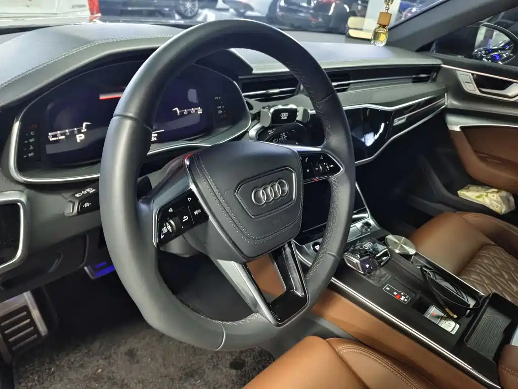 Audi A6L 2025
