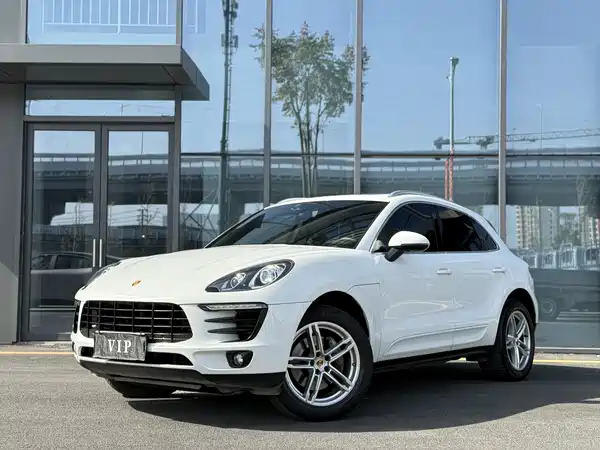 Porsche Macan 2014
