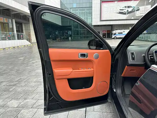 Li Auto L8 2023