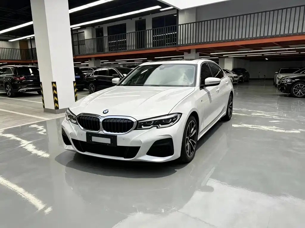 BMW 3 Series 2021